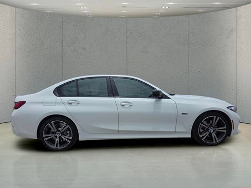 Used 2023 BMW 330e w/ Driving Assistance Package RWD image 2