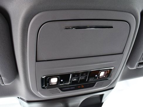 Used 2022 Lincoln Corsair Grand Touring w/ Elements Technology Bundle image 35