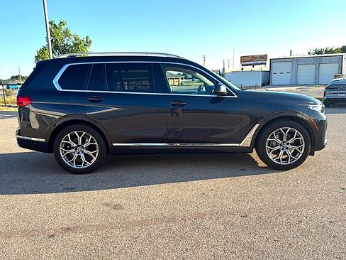 Used 2022 BMW X7 xDrive40i w/ Premium Package AWD/4WD image 5