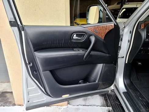 Used 2020 Nissan Armada SL w/ Premium Package image 19