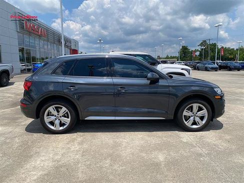 Used 2018 Audi Q5 2.0T Premium AWD/4WD image 4