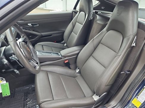 Used 2017 Porsche 718 Cayman image 5