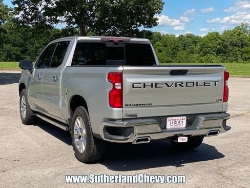 Used 2020 Chevrolet Silverado 1500 LTZ w/ LTZ Premium Package AWD/4WD image 5