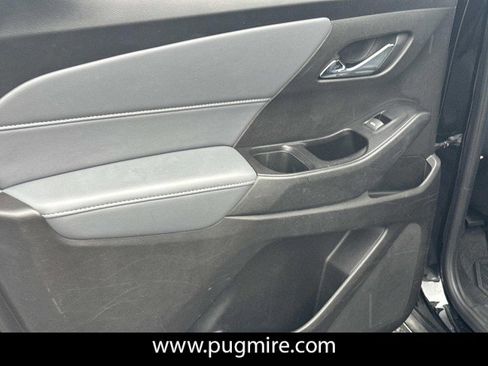 Used 2019 Chevrolet Traverse LT w/ LT Premium Package image 21