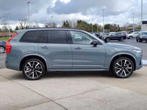 Used 2023 Volvo XC90 T8 Ultimate AWD/4WD image 18