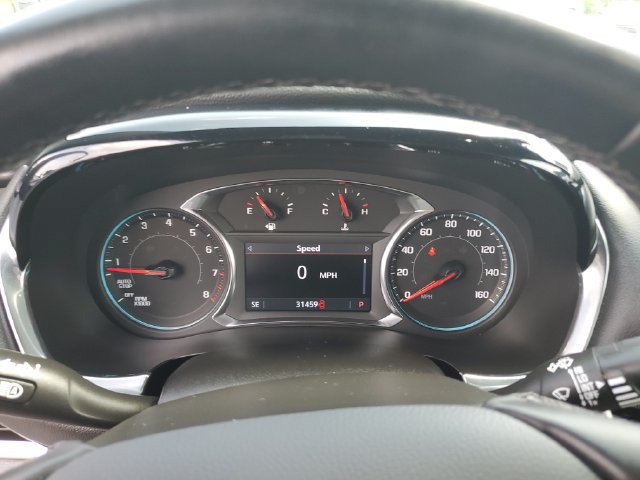 Used 2023 Chevrolet Traverse LT FWD image 16