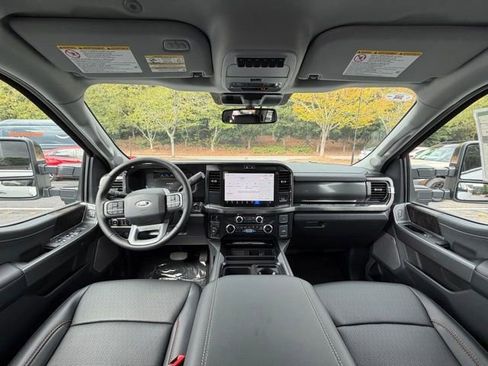 New 2026 Ford F250 Lariat w/ Chrome Package image 10