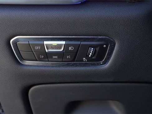 Used 2023 BMW X5 sDrive40i w/ M Sport Package image 22