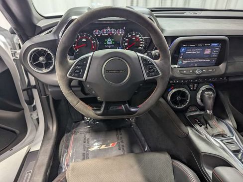 Used 2021 Chevrolet Camaro ZL1 RWD image 7