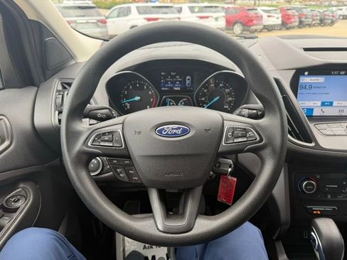 Used 2018 Ford Escape SE w/ SE Sync 3 Package image 19