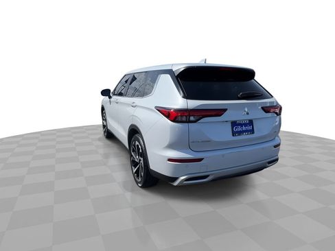 Used 2022 Mitsubishi Outlander SE FWD image 6