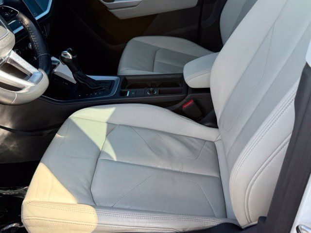 Used 2020 Audi Q3 2.0T Premium AWD/4WD image 12