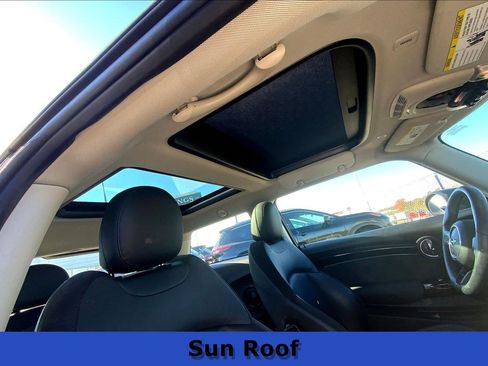 Used 2023 MINI Cooper SE image 23