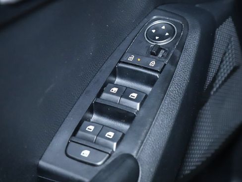 Used 2024 Kia Seltos LX AWD/4WD image 17