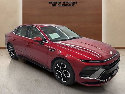 Certified 2025 Hyundai Sonata SEL FWD image 8