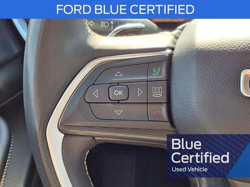 Used 2024 Jeep Grand Cherokee L Laredo image 16