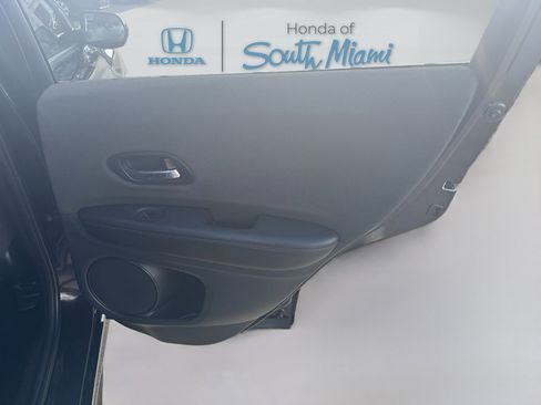 Used 2021 Honda HR-V Sport image 26
