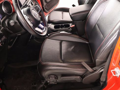 Used 2022 Jeep Wrangler Unlimited Rubicon w/ LED Lighting Group image 12