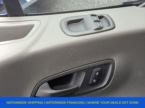 Used 2022 Ford E-Transit Low Roof image 45