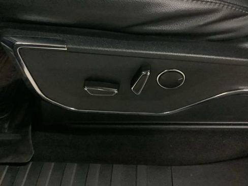 Used 2023 Ford F150 Lariat w/ Equipment Group 502A High image 19