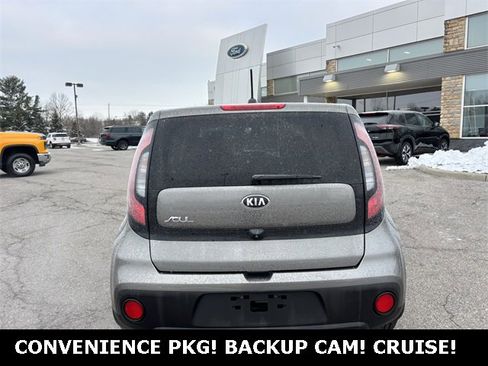 Used 2017 Kia Soul Base w/ Convenience Package image 27