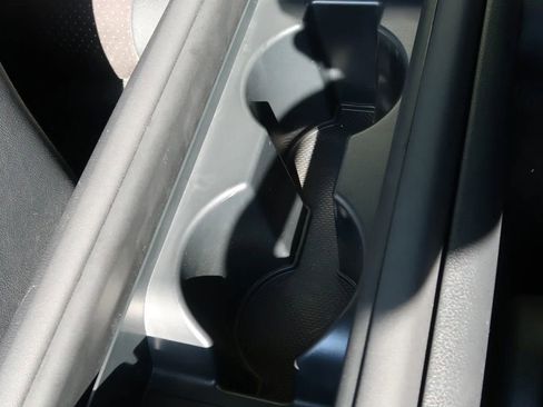 Used 2024 Toyota GR86 Premium image 25