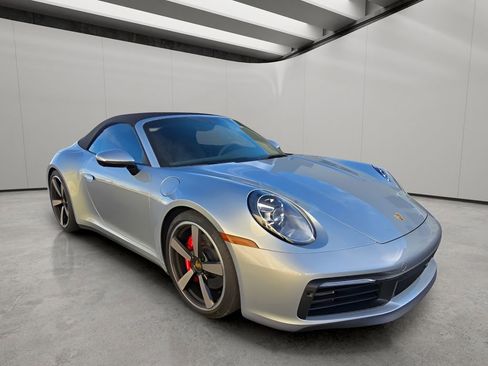 Used 2021 Porsche 911 Carrera 4S image 9