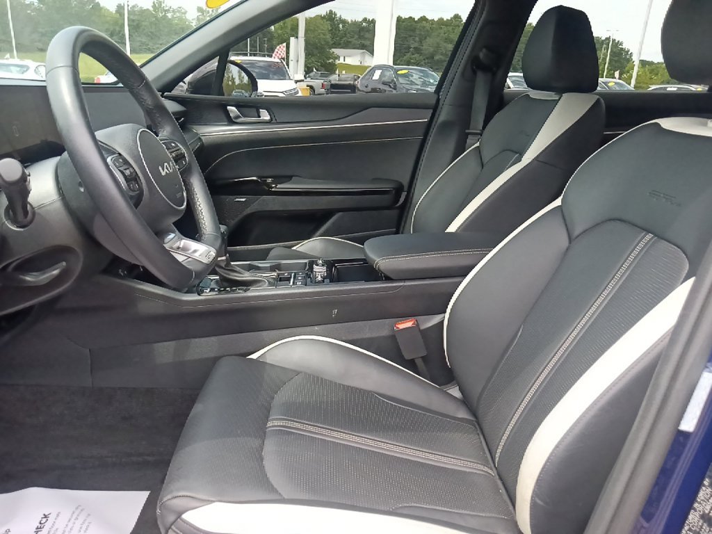 Used 2025 Kia K5 GT-Line w/ GT-Line Premium Package FWD image 15