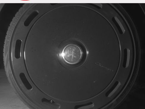 Used 2024 BMW 740i image 29