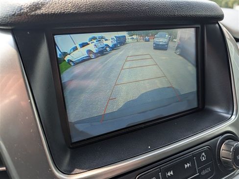 Used 2019 Chevrolet Suburban LT AWD/4WD image 24