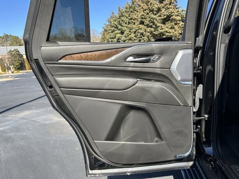 Used 2023 Cadillac Escalade Premium Luxury Platinum image 63