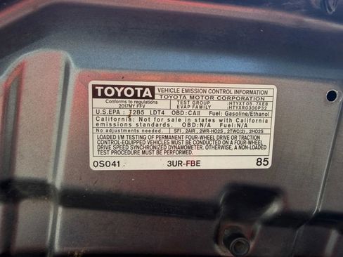 Used 2017 Toyota Tundra SR5 w/ TRD Off Road Package AWD/4WD image 37