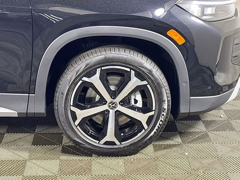 New 2026 Volkswagen Tiguan SE AWD/4WD image 22