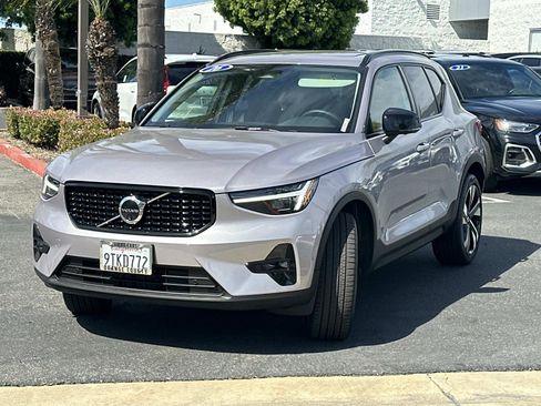 Certified 2026 Volvo XC40 B5 Ultra w/ Climate Package image 8