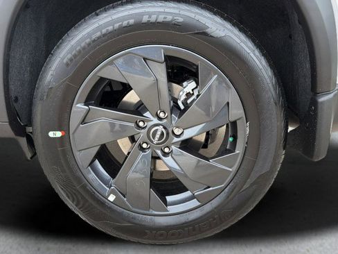 New 2026 Nissan Rogue SV w/ Cold Weather Package AWD/4WD image 30