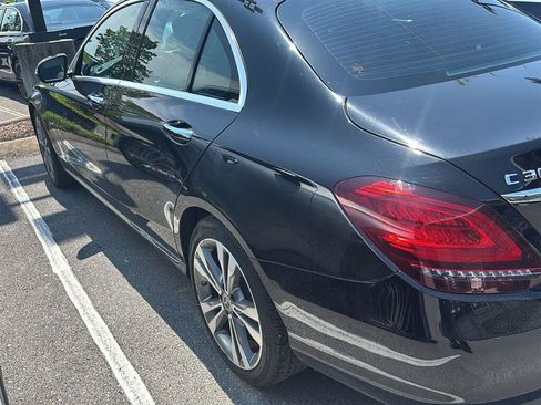 Used 2021 Mercedes-Benz C 300 Sedan image 5