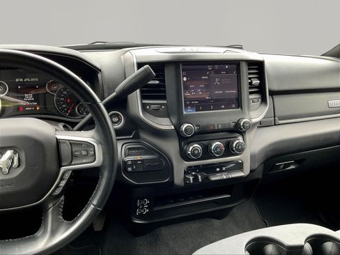 Used 2024 RAM 2500 Big Horn AWD/4WD image 10