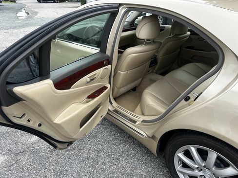 Used 2007 Lexus LS 460 image 13