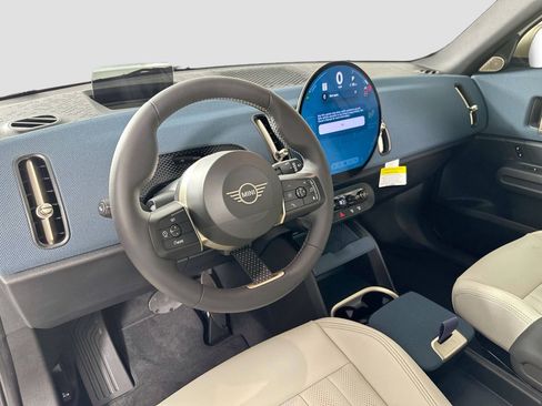 Certified 2025 MINI Cooper Countryman S w/ Comfort Package Max image 10