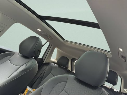 New 2026 Volkswagen Tiguan SE AWD/4WD image 18