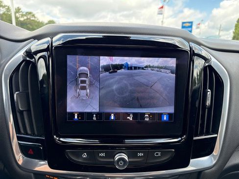 Used 2023 Chevrolet Traverse High Country w/ LPO, Floor Liner Package image 32