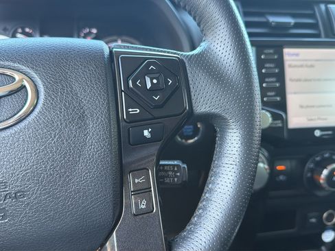 Used 2021 Toyota 4Runner TRD Off-Road Premium w/ Moonroof Package AWD/4WD image 32