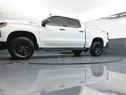 Used 2024 Chevrolet Silverado 1500 LT Trail Boss w/ Protection Package AWD/4WD image 45