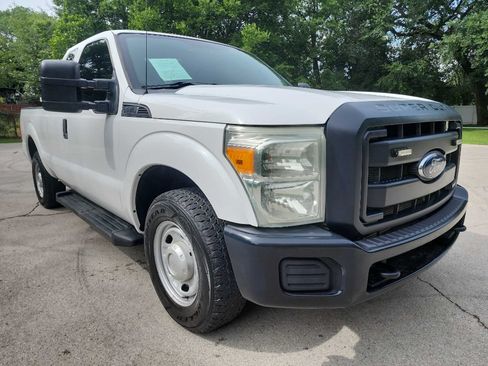 Used 2015 Ford F250 XL RWD image 1