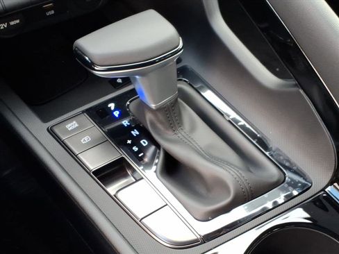 New 2026 Hyundai Elantra Sport FWD image 10