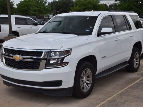 Used 2017 Chevrolet Tahoe LT RWD image 2