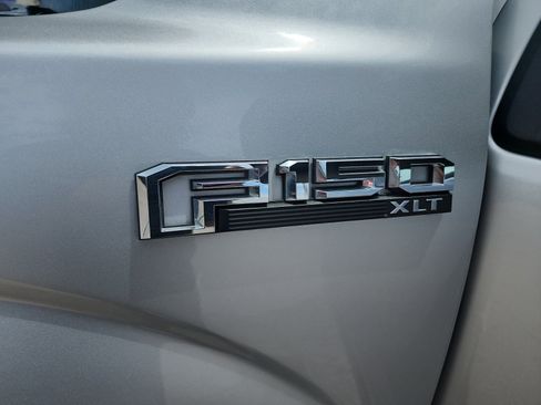 Used 2019 Ford F150 XLT w/ Equipment Group 301A Mid AWD/4WD image 12