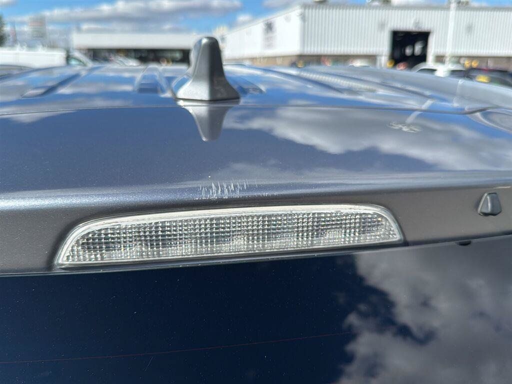 Used 2017 Mitsubishi Outlander SEL AWD/4WD image 21