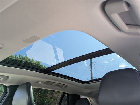 Used 2023 Volvo XC90 T8 Ultimate w/ Protection Package image 13