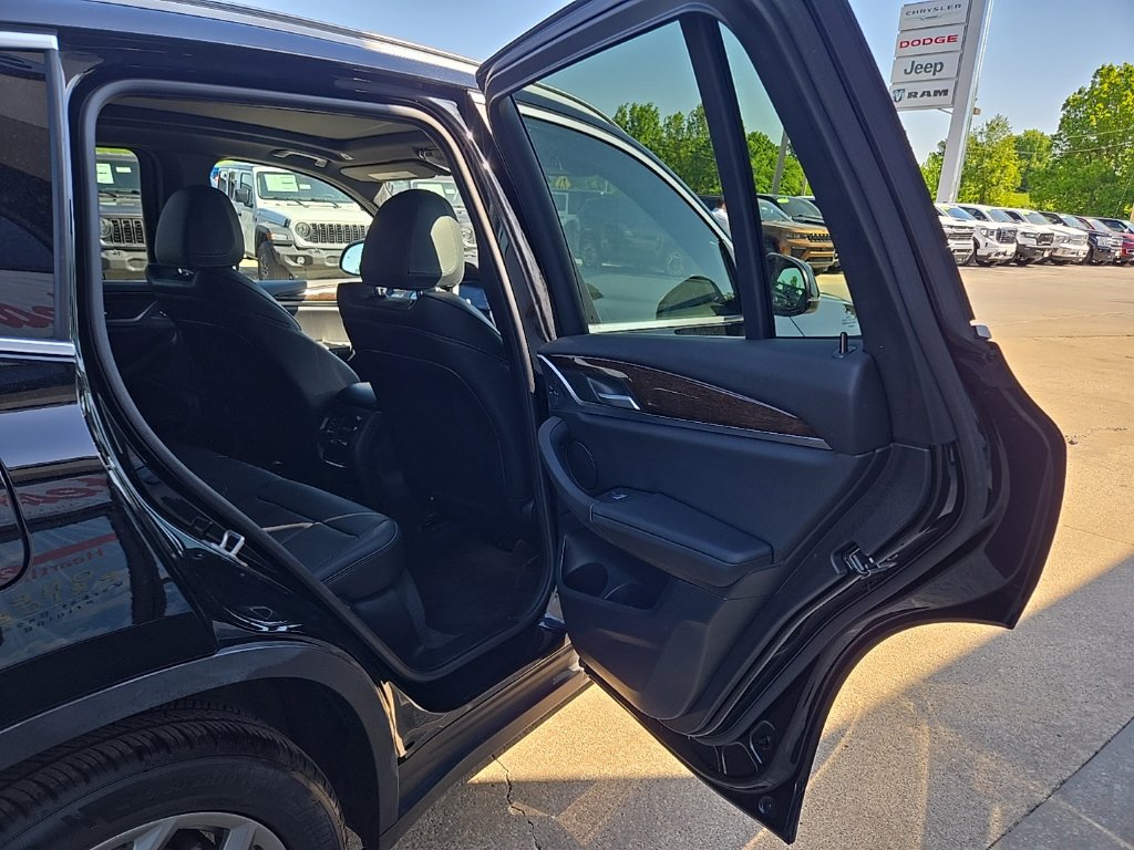 Used 2024 BMW X3 xDrive30i AWD/4WD image 82